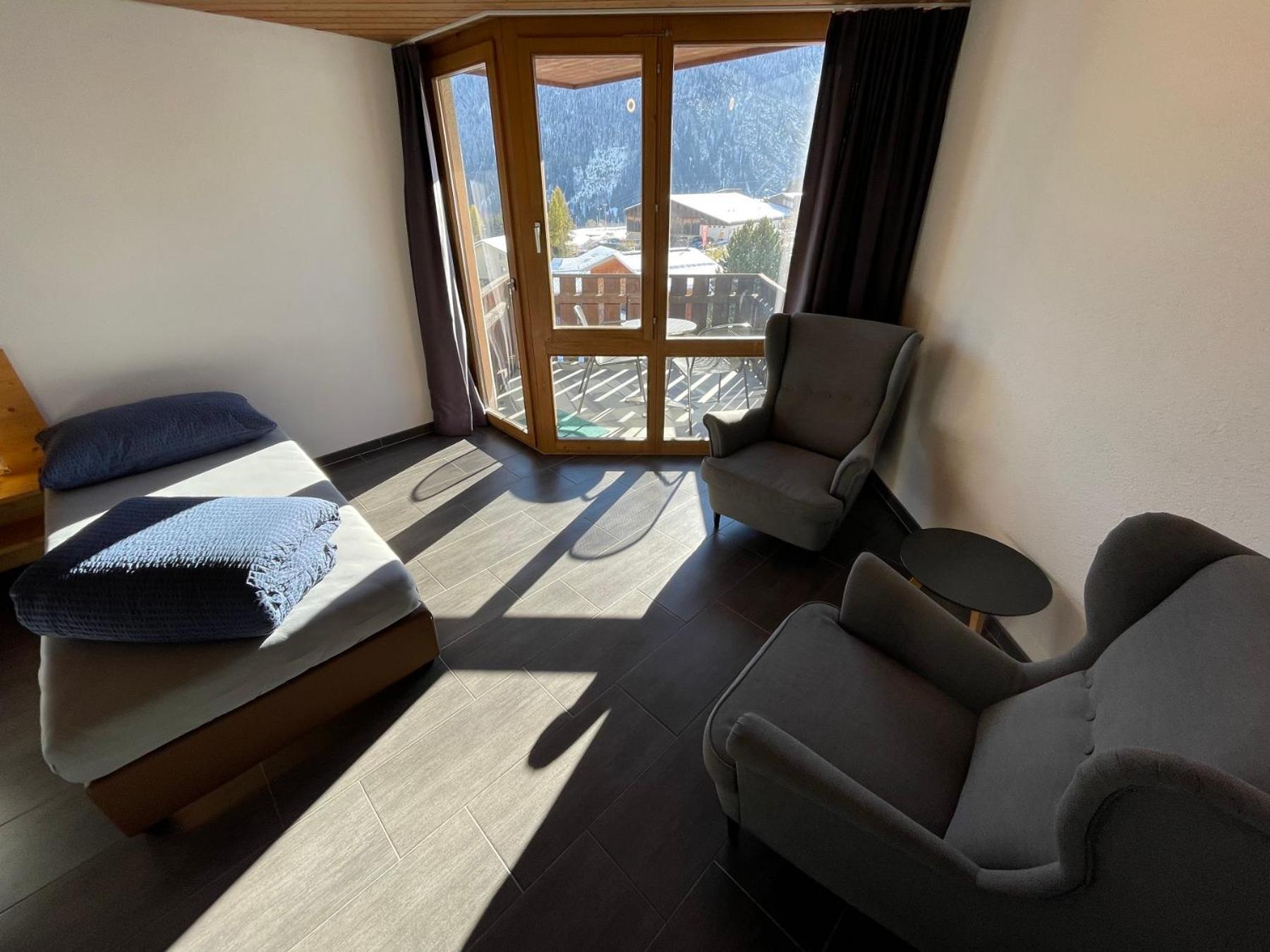 Catrina Hotel Disentis Δωμάτιο φωτογραφία
