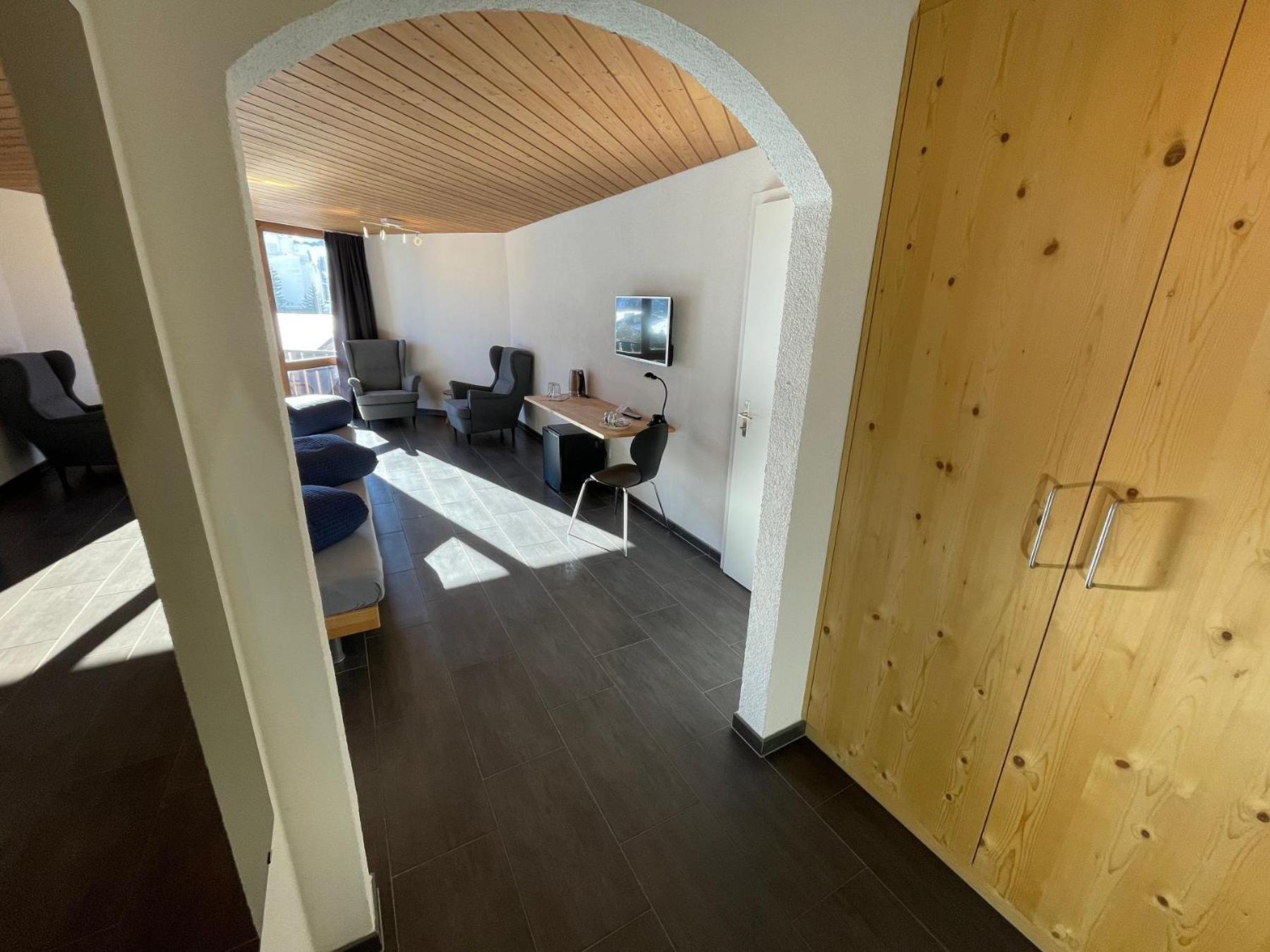Catrina Hotel Disentis Δωμάτιο φωτογραφία