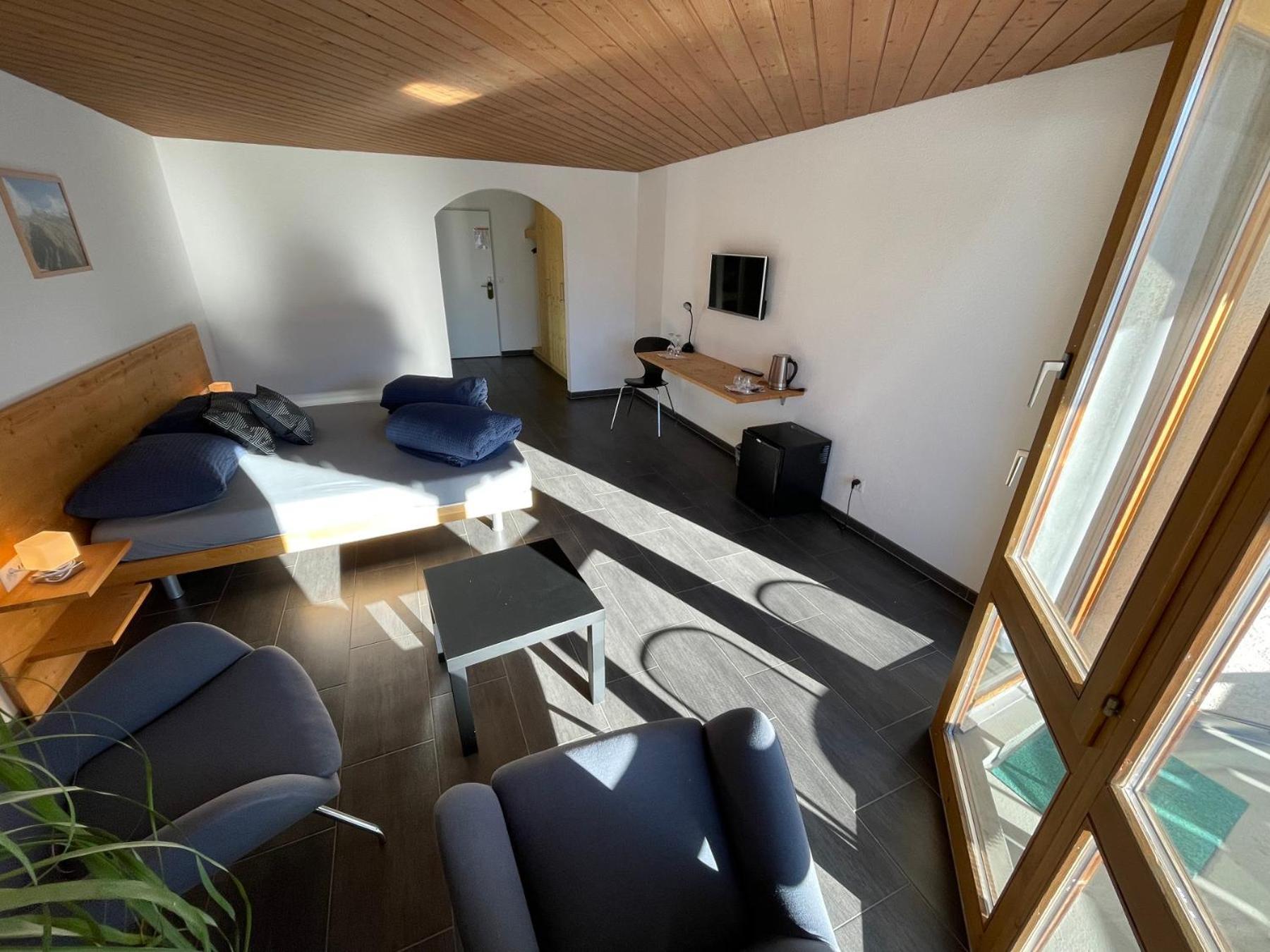 Catrina Hotel Disentis Δωμάτιο φωτογραφία